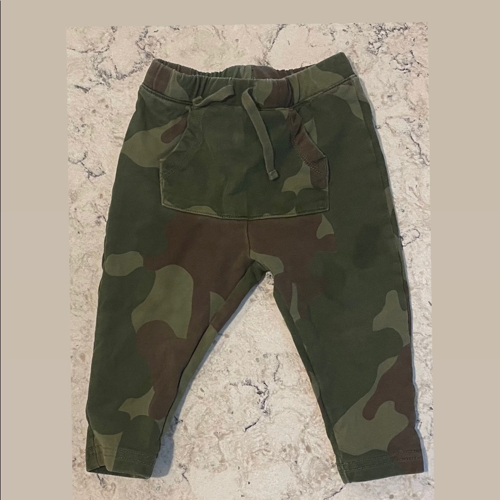 Tea Collection, Boys Camo pants, size: 12-18 months
